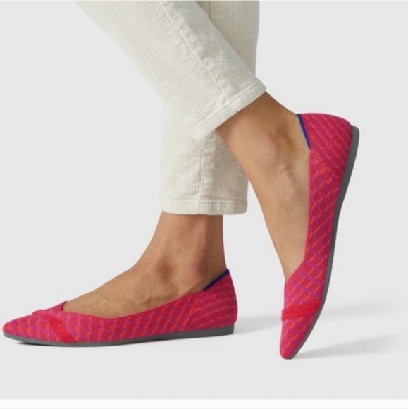 LIMITED EDITION Rothy's The Point Pomegranate Grid Slip on Ballet Flats - Picture 1 of 11